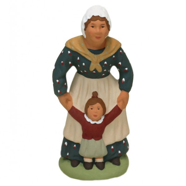 Maman qui fait marcher son bébé 6-7 cm Maman qui fait marcher son bébé 6-7 cm